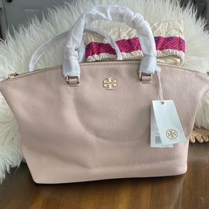 NWT Tory Burch Frida Satchel in light oak
